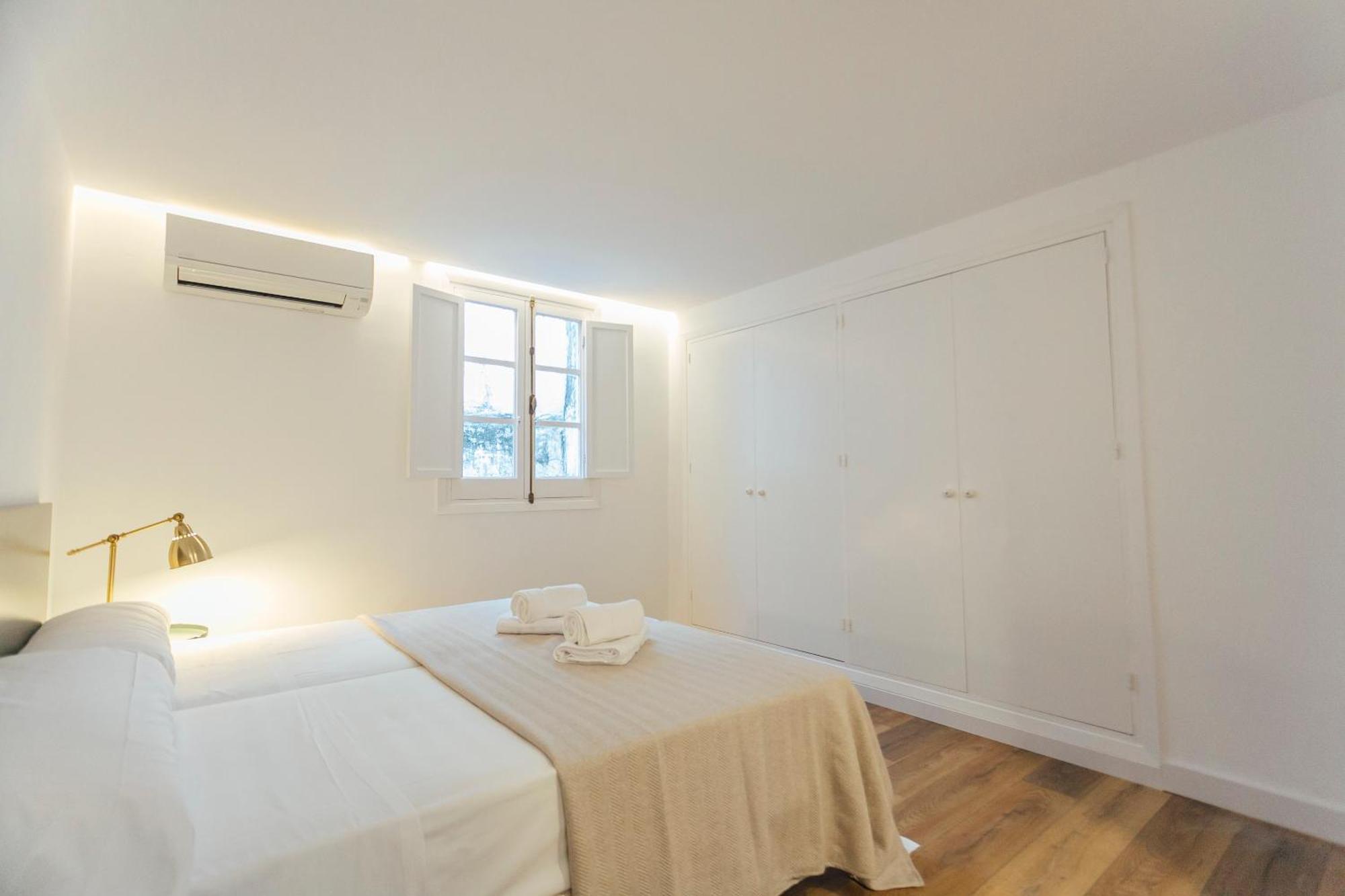 Апартаменти Decorated And Renovated- 2Bd 2Bth- Center Севілья Екстер'єр фото